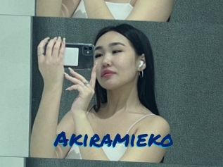 Akiramieko