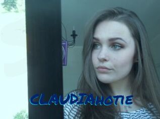 CLAUDIAhotie