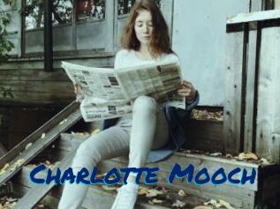 Charlotte_Mooch