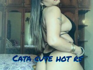 Cata_cute_hot_rs