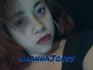 Gianna_Jones