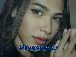 Hyunaholly