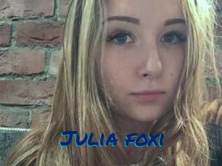 Julia_foxi