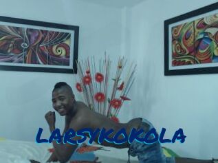 LARSYKOKOLA