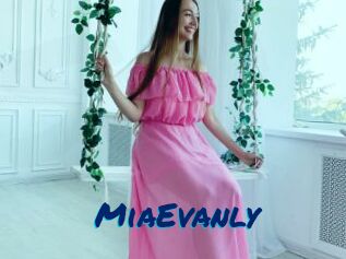 MiaEvanly