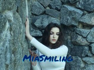 MiaSmiling