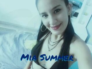 Mia_Summer