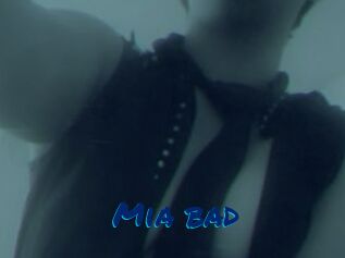 Mia_bad