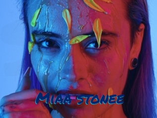 Miaa_stonee