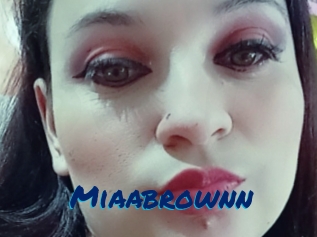 Miaabrownn