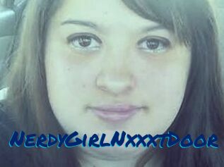 NerdyGirlNxxxtDoor