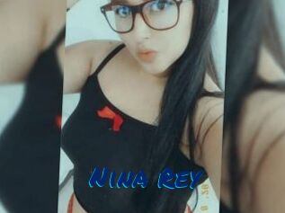Nina_Rey
