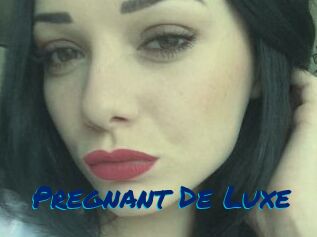 Pregnant_De_Luxe