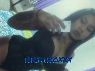 RickiRoxxx
