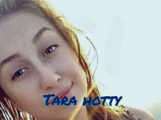 Tara_hotty
