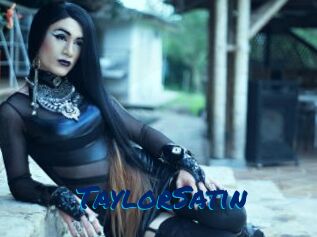 TaylorSatin Sexe City
