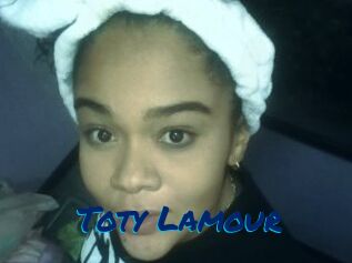 Toty_Lamour