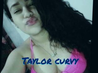 Taylor_curvy
