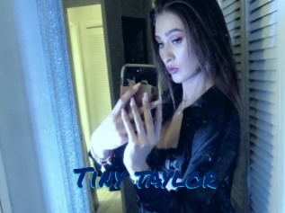tiny_taylor Sexe City