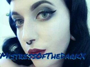 XMistressOfTheDarkX